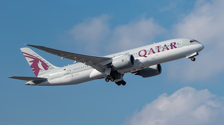 图24 波音787“梦想客机”（2011年投入运营，复合材料机体）